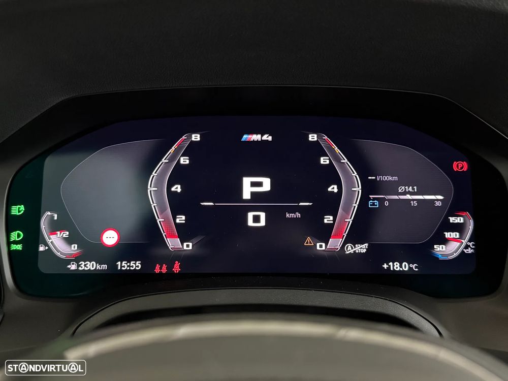 BMW M4 Competition Pack 50 anos M - 9