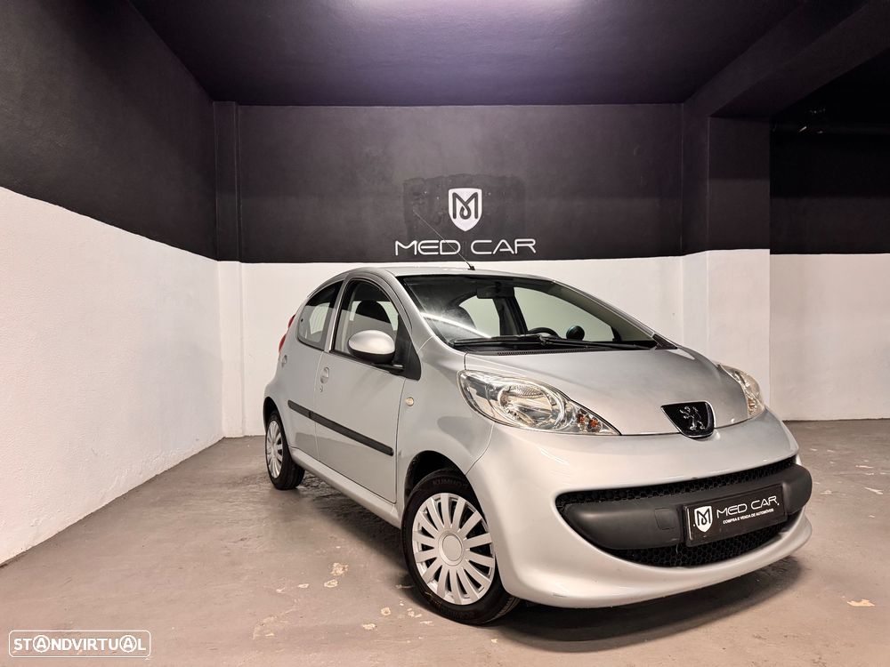 Peugeot 107 1.0 Trendy - 3