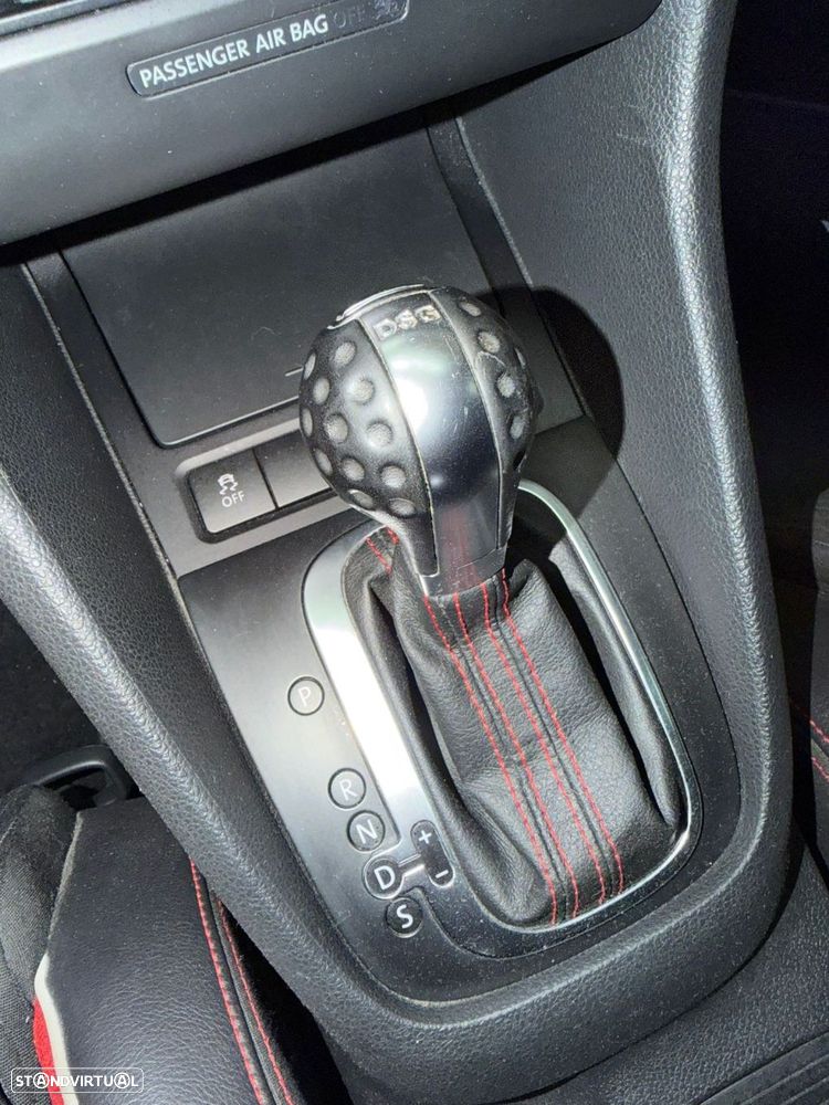 VW Golf 2.0 TSi GTI DSG - 20