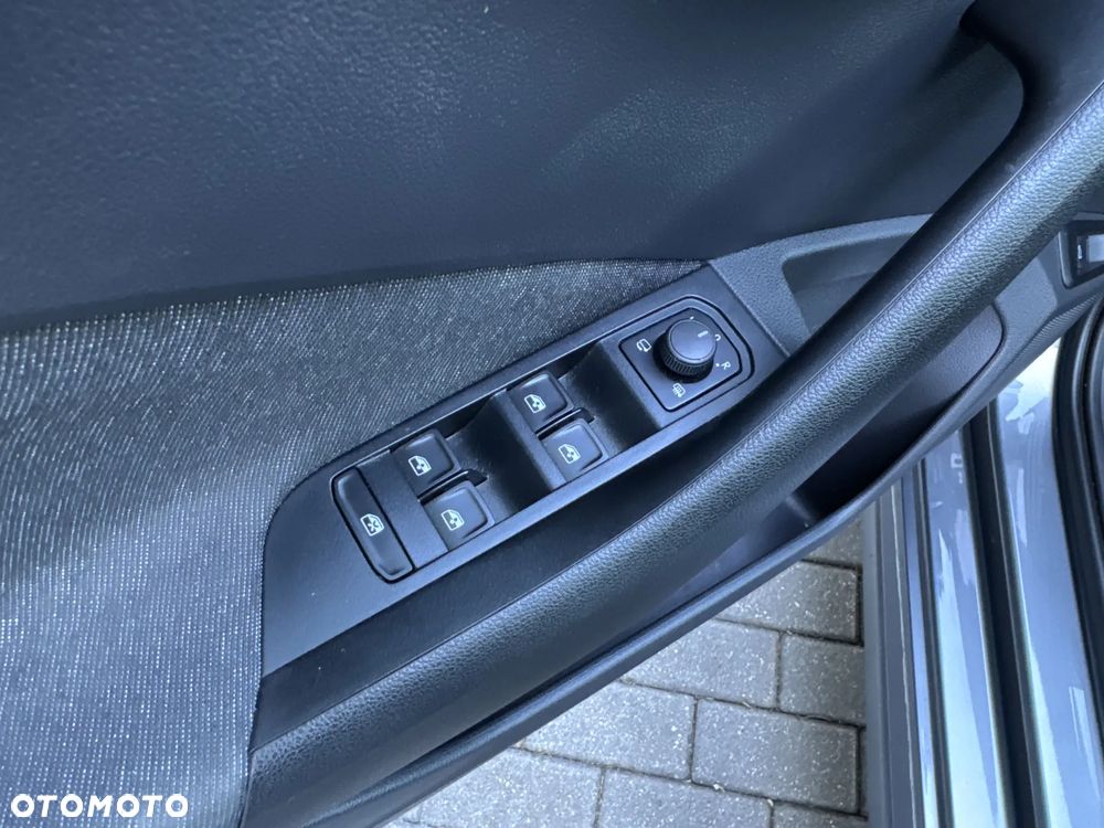 Skoda Kamiq 1.0 TSI Style DSG - 19
