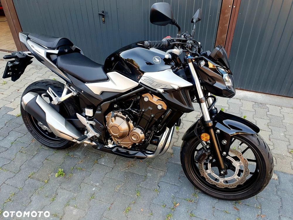 Honda CB - 1