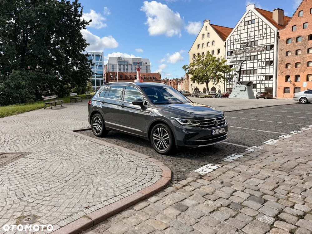 Volkswagen Tiguan - 2
