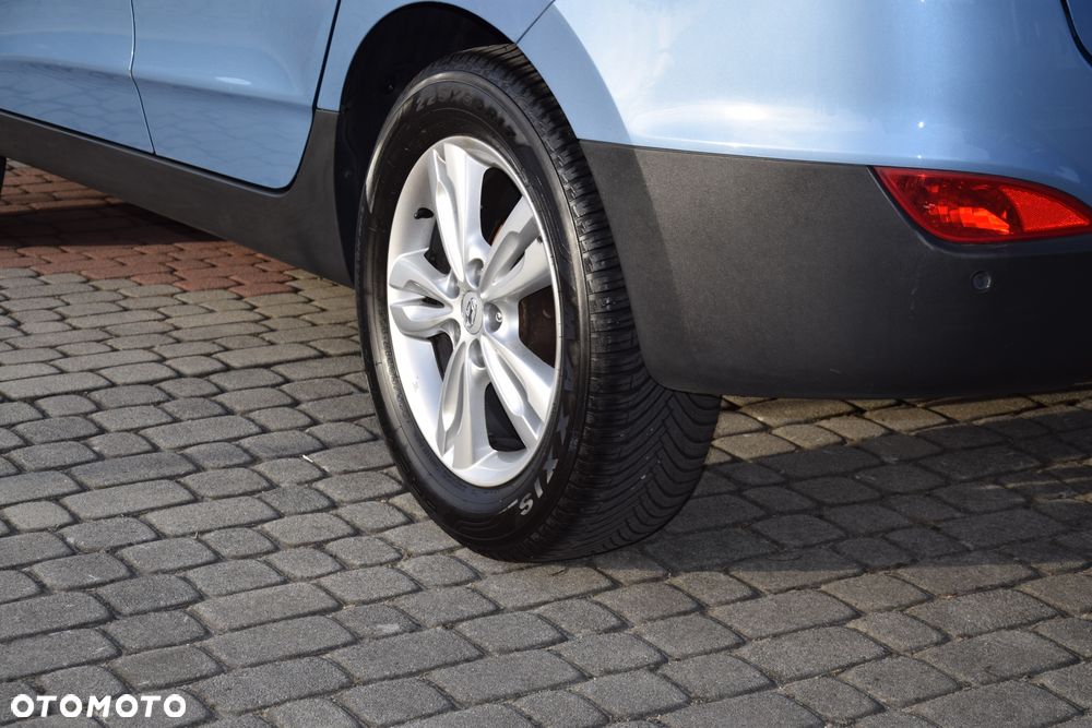 Hyundai ix35 1.6 2WD blue Style - 10