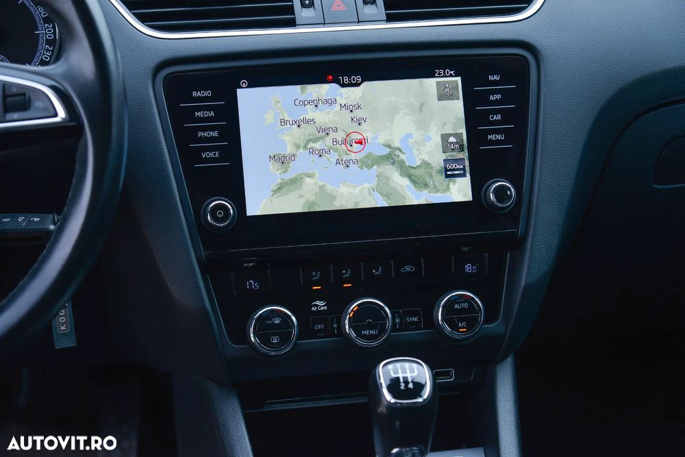 Skoda Octavia 1.6 TDI Active - 8