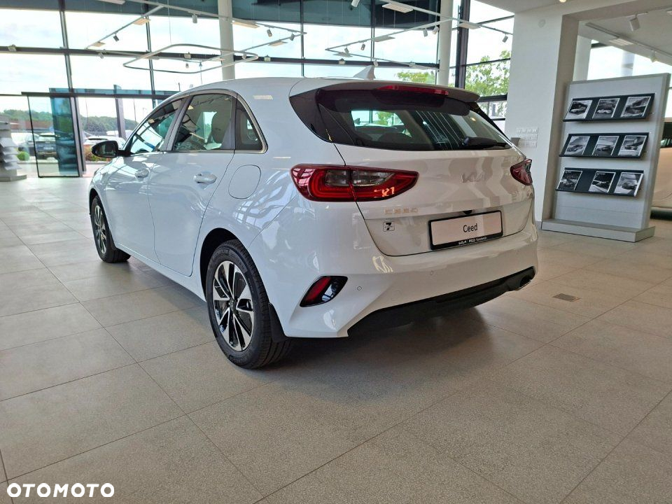 Kia Ceed - 6