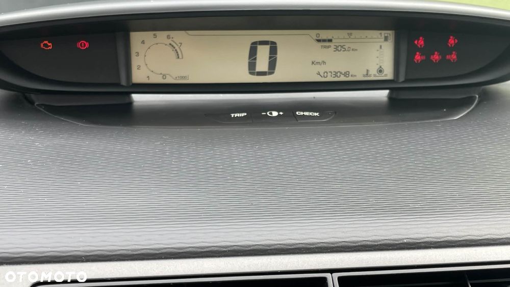 Citroën C4 1.6 VTi Attraction - 10