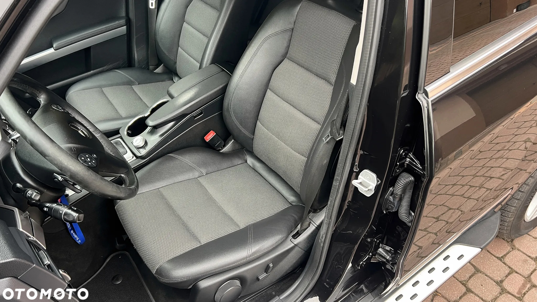 Mercedes-Benz GLK 350 CDI DPF 4Matic 7G-TRONIC Edition 1 - 8