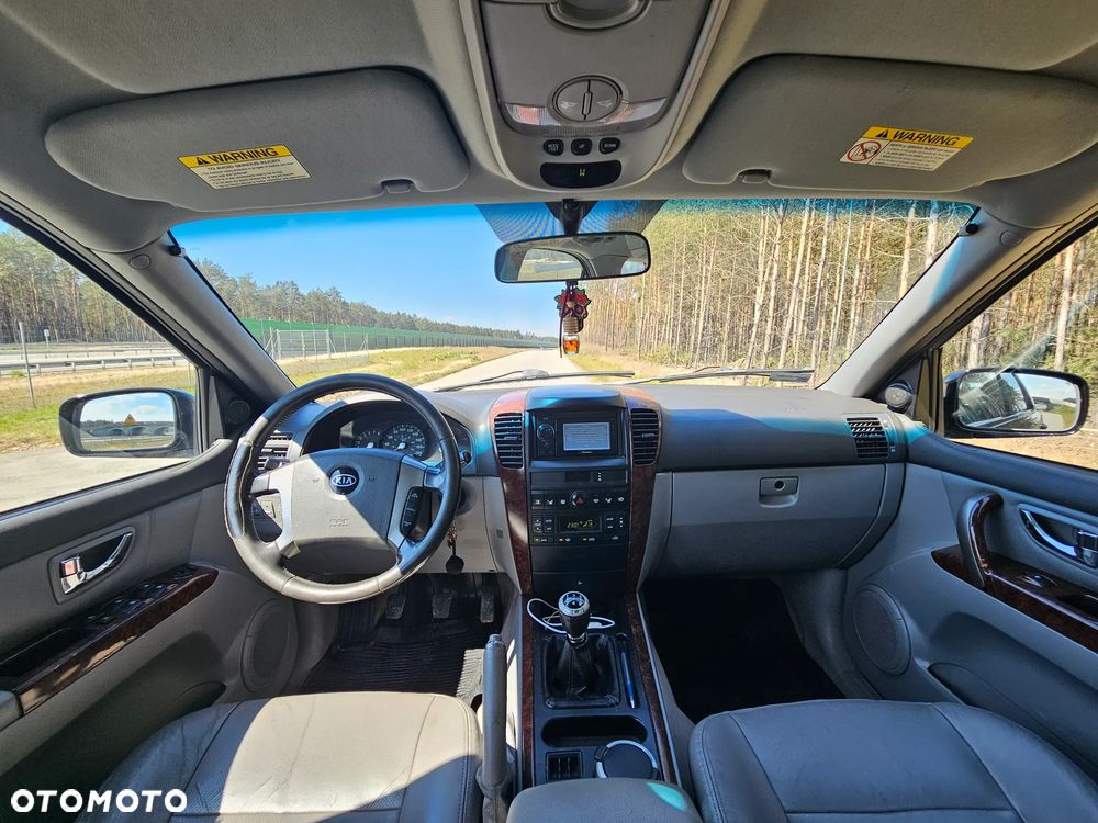 Kia Sorento - 11