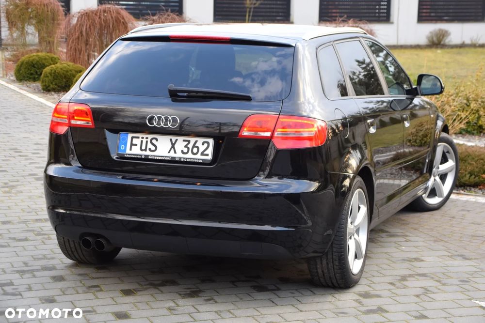 Audi A3 Sportback 2.0 TDI DPF S line Sportpaket - 12