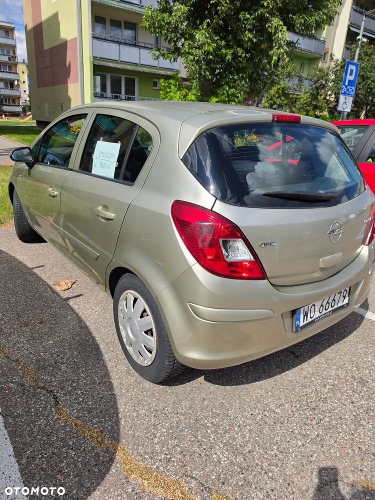 Opel Corsa 1.4 16V Enjoy - 4