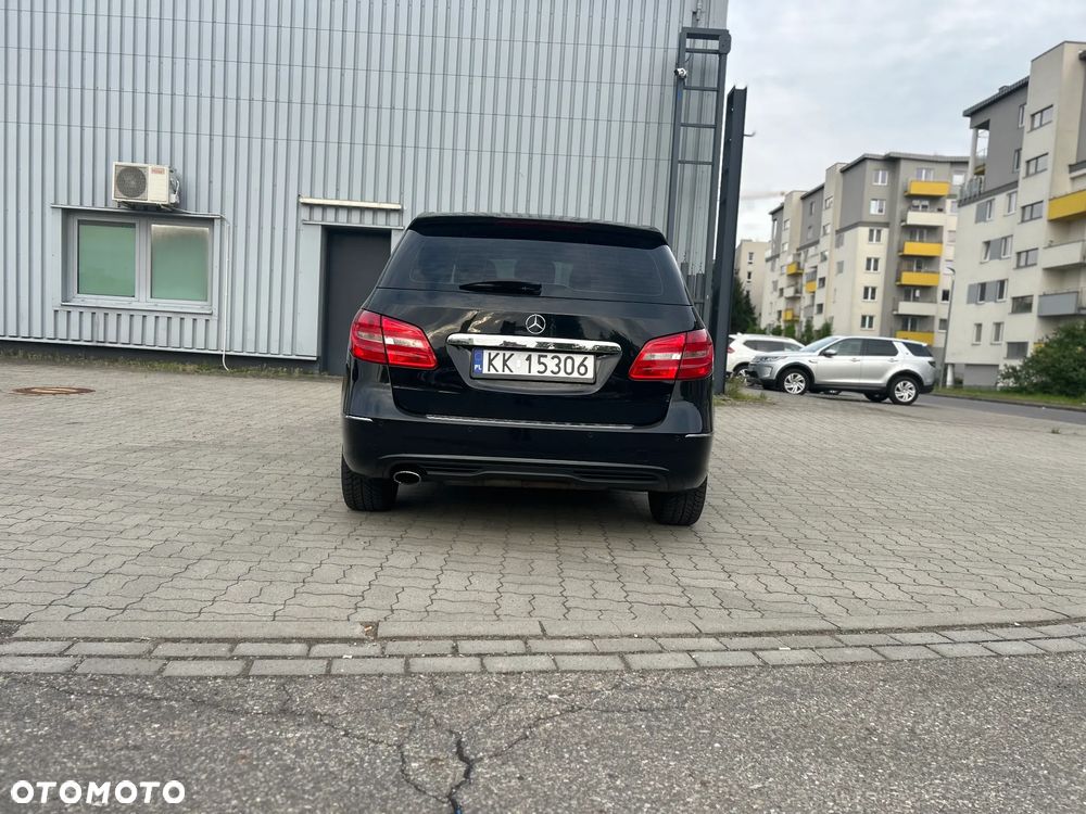 Mercedes-Benz Klasa B 180 CDI (BlueEFFICIENCY) - 15