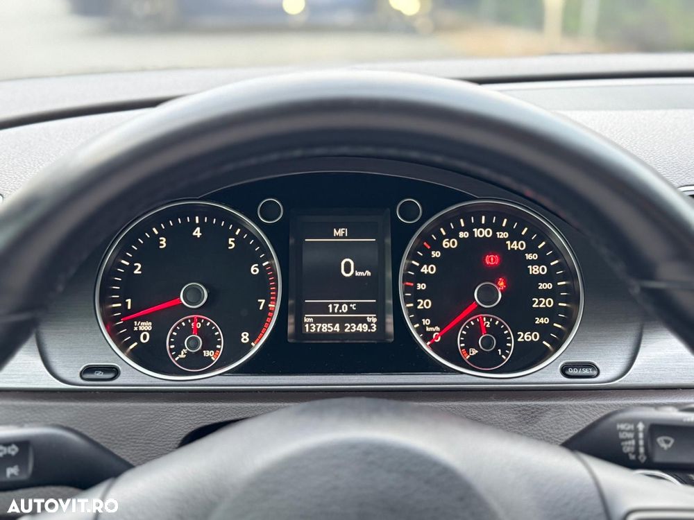 Volkswagen Passat 1.4 TSI BlueMotion Technology Highline - 8