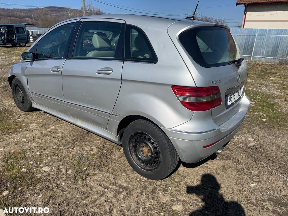 Mercedes-Benz B 200 CDI - 3