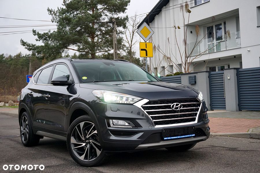 Hyundai Tucson - 2