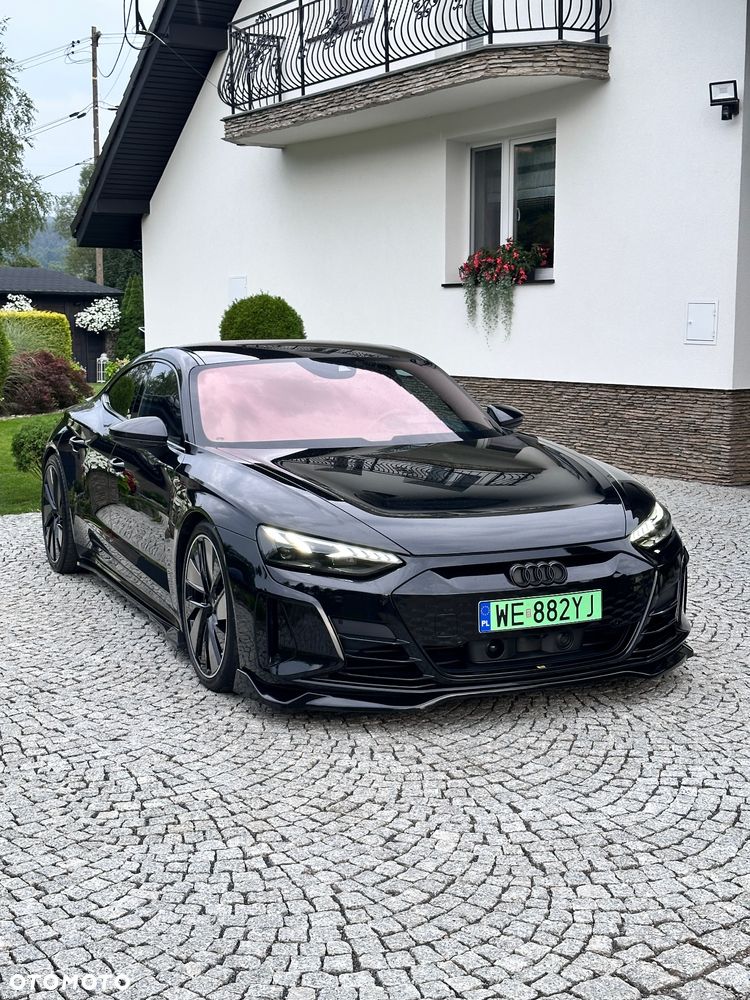 Audi e-tron GT - 1