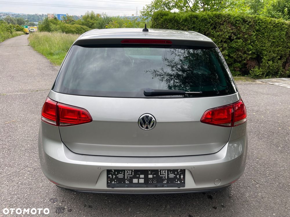 Volkswagen Golf 1.2 TSI BMT Trendline Perfectline - 6