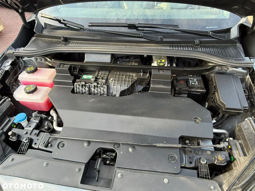 MG 4 Luxury 64 kWh - 36