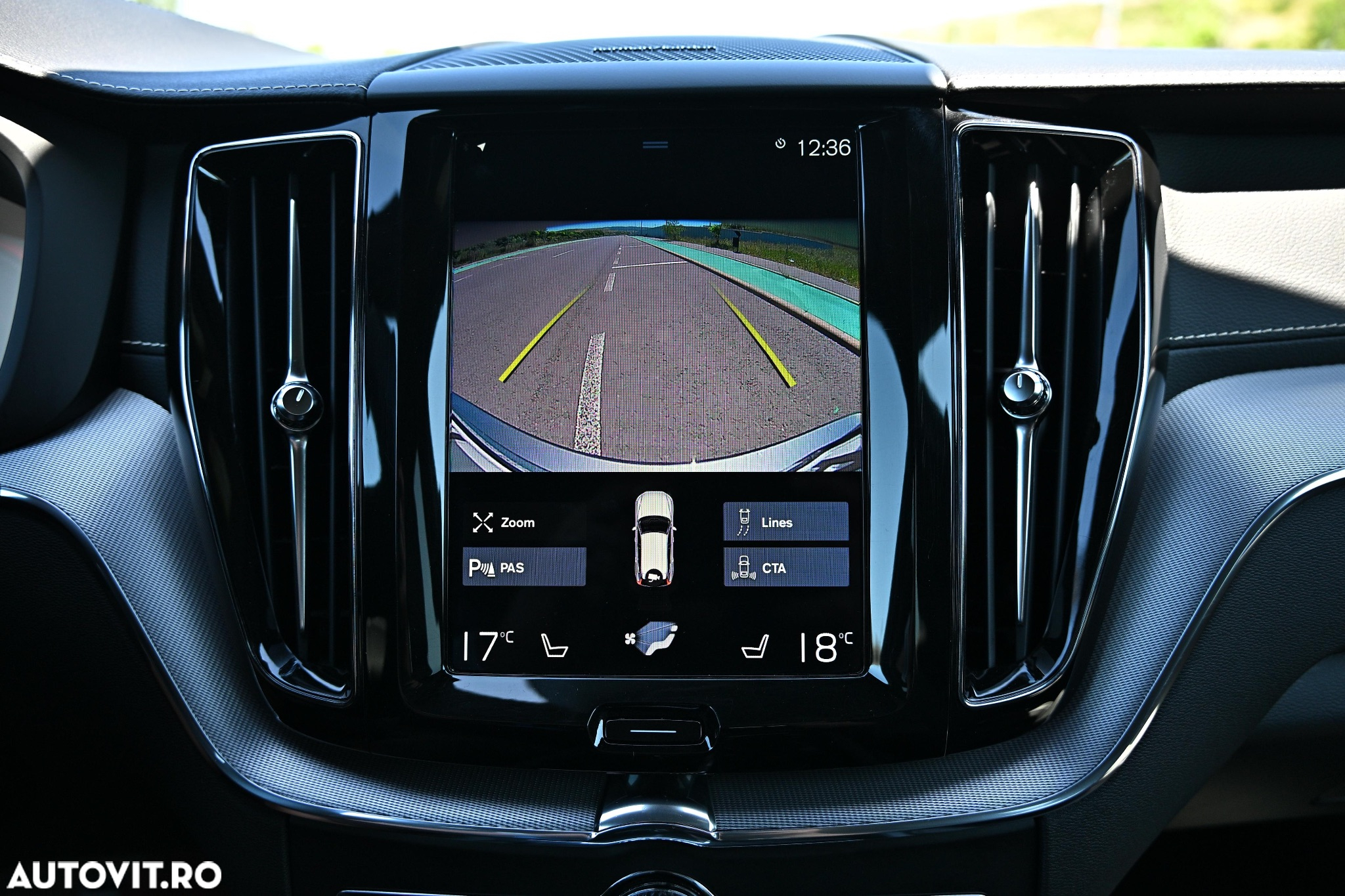 Volvo XC 60 Recharge T8 Twin Engine eAWD R-Design - 11