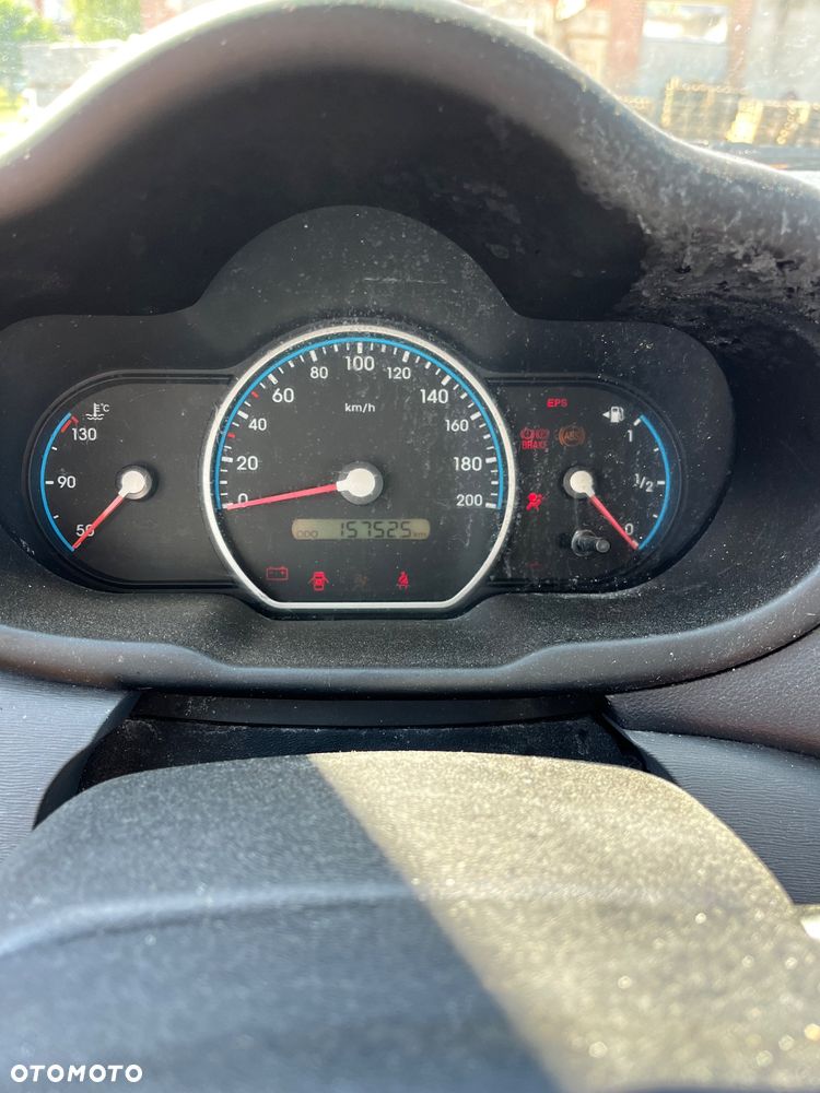 Hyundai i10 1.1 expression - 11