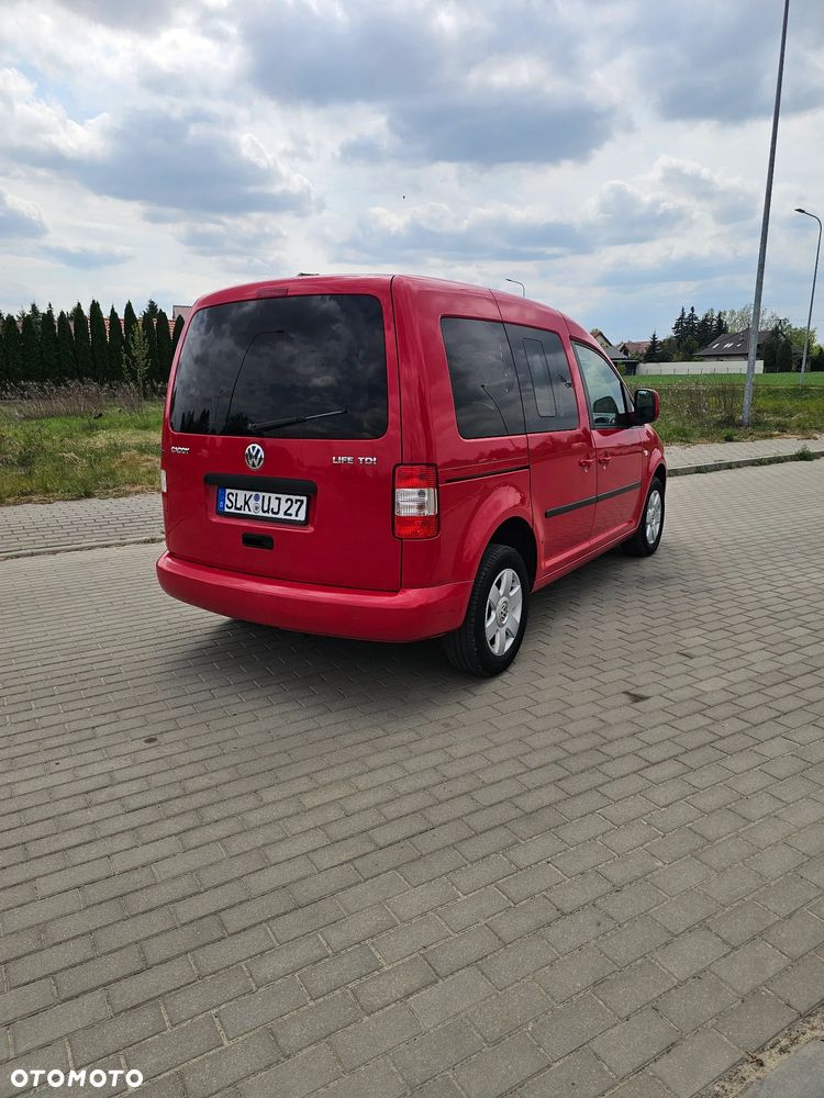 Volkswagen Caddy Life DSG - 6