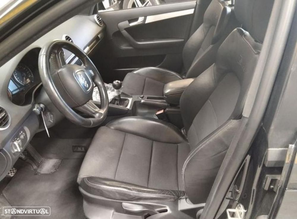 Audi A3 Sportback - 4