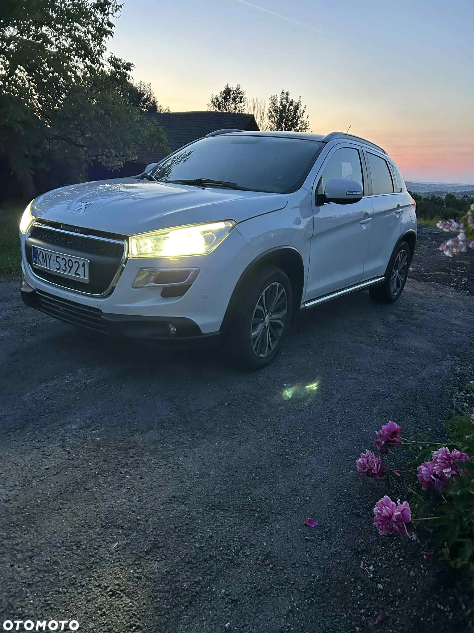 Peugeot 4008 - 12