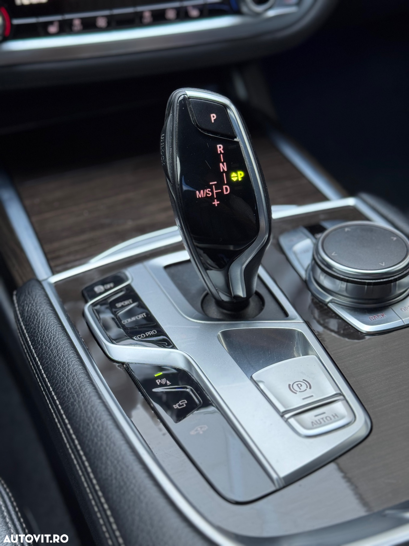 BMW Seria 7 - 29