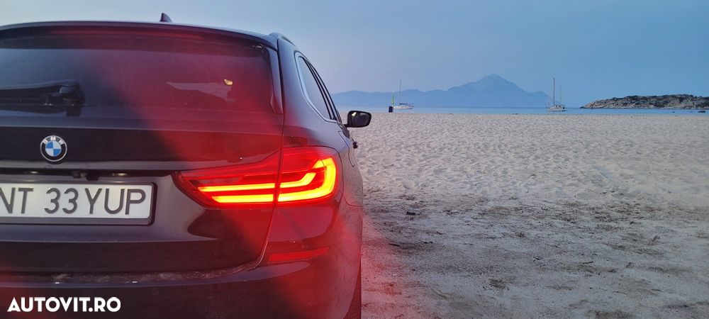 BMW Seria 5 520d Aut. Luxury Line - 1