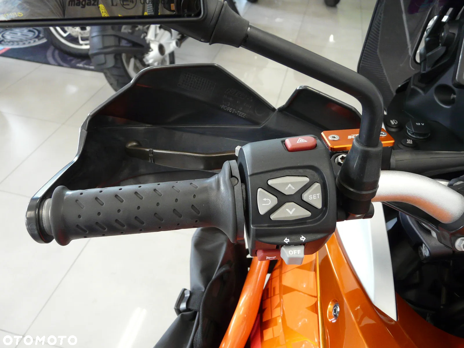 KTM Adventure - 27