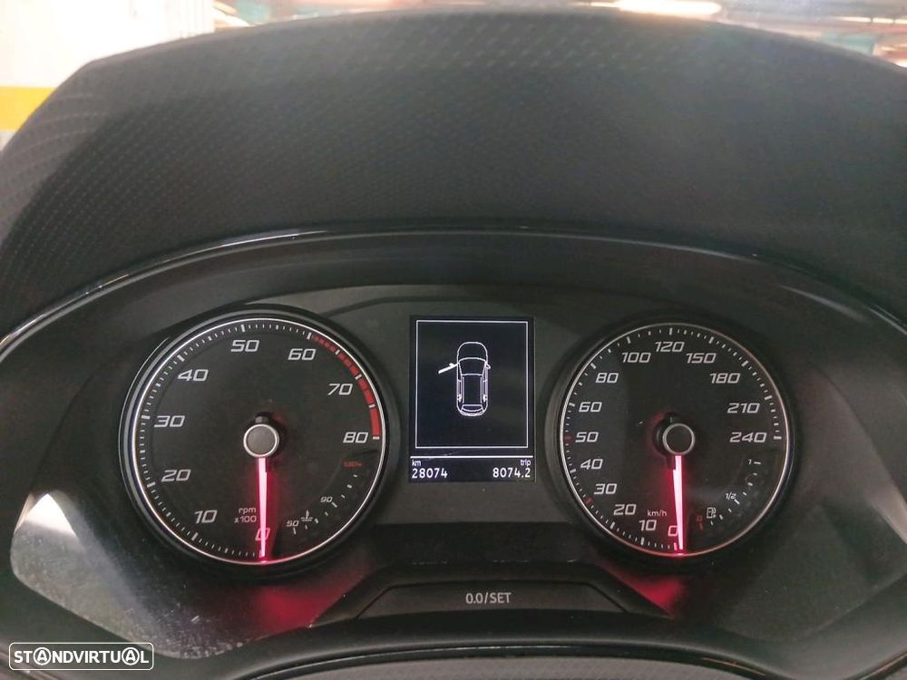 SEAT Arona 1.0 TSI FR - 6