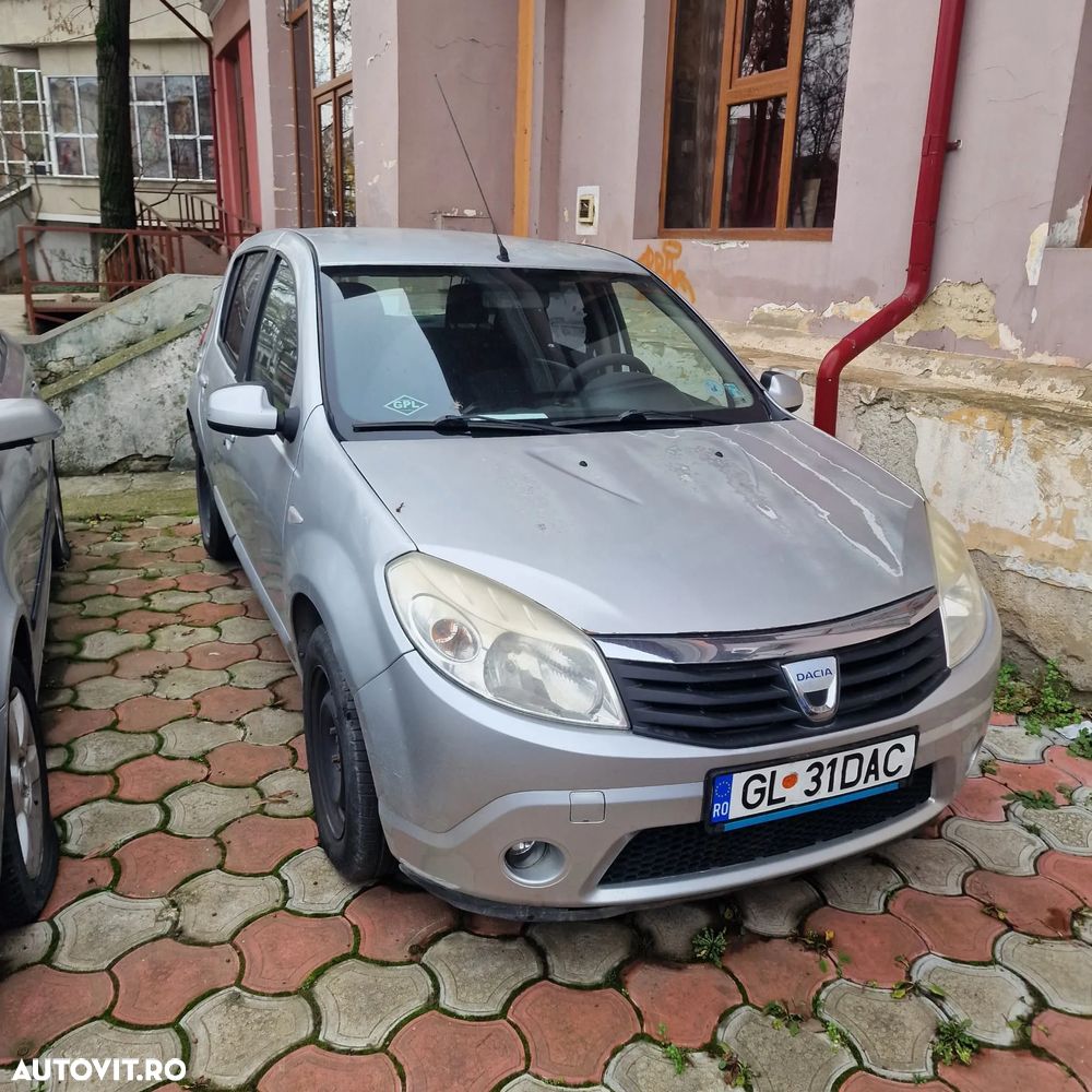Dacia Sandero 1.6 MPI Preference - 1