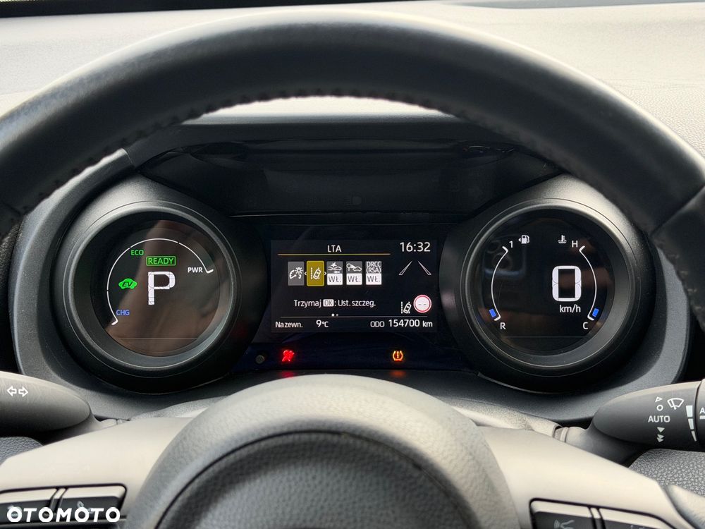 Toyota Yaris Cross Hybrid 1.5 Comfort - 36