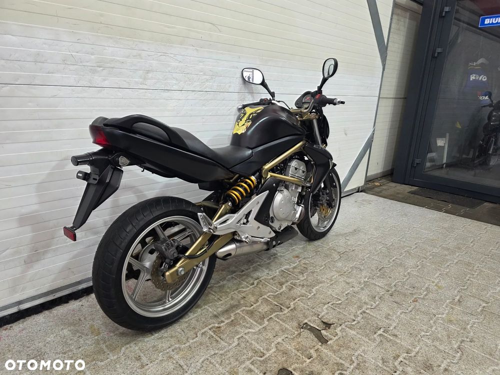 Kawasaki ER - 19