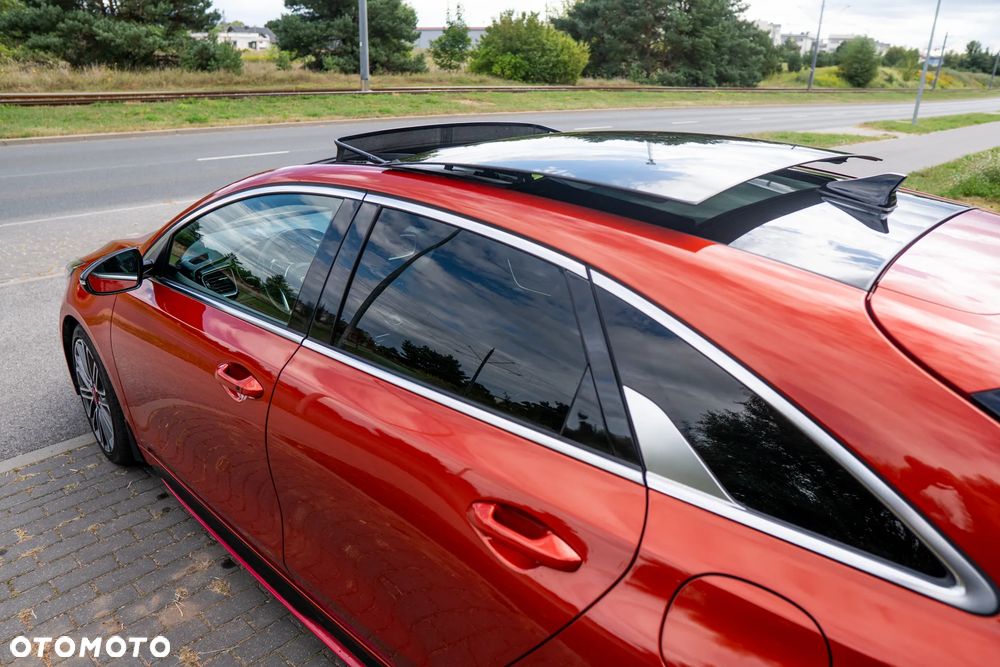 Kia ProCeed 1.6 T-GDI GT DCT - 8