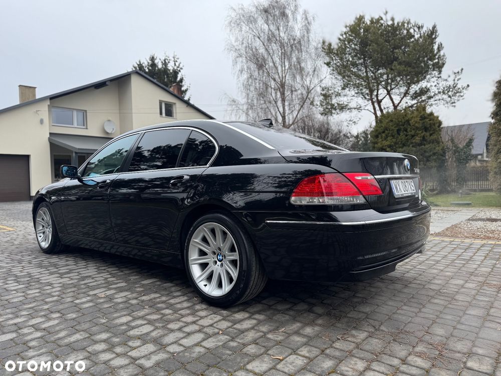 BMW Seria 7 730i L - 8