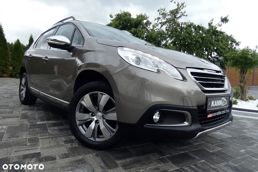 Peugeot 2008 1.6 e-HDi Allure S&S - 36