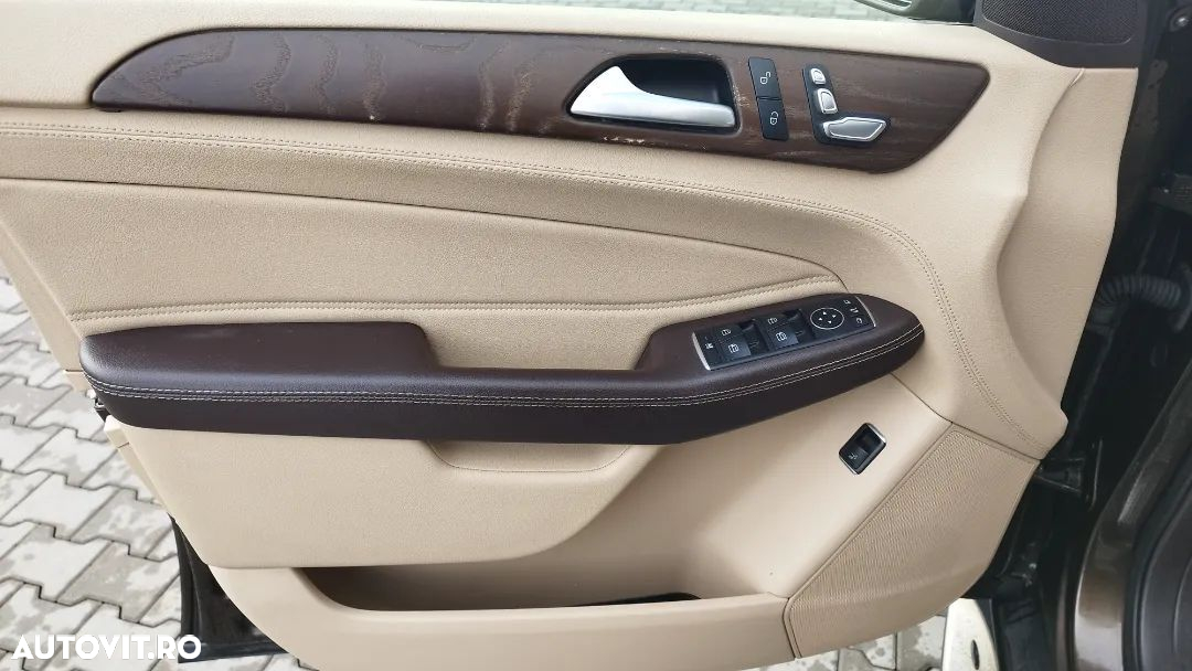 Mercedes-Benz GLE - 10