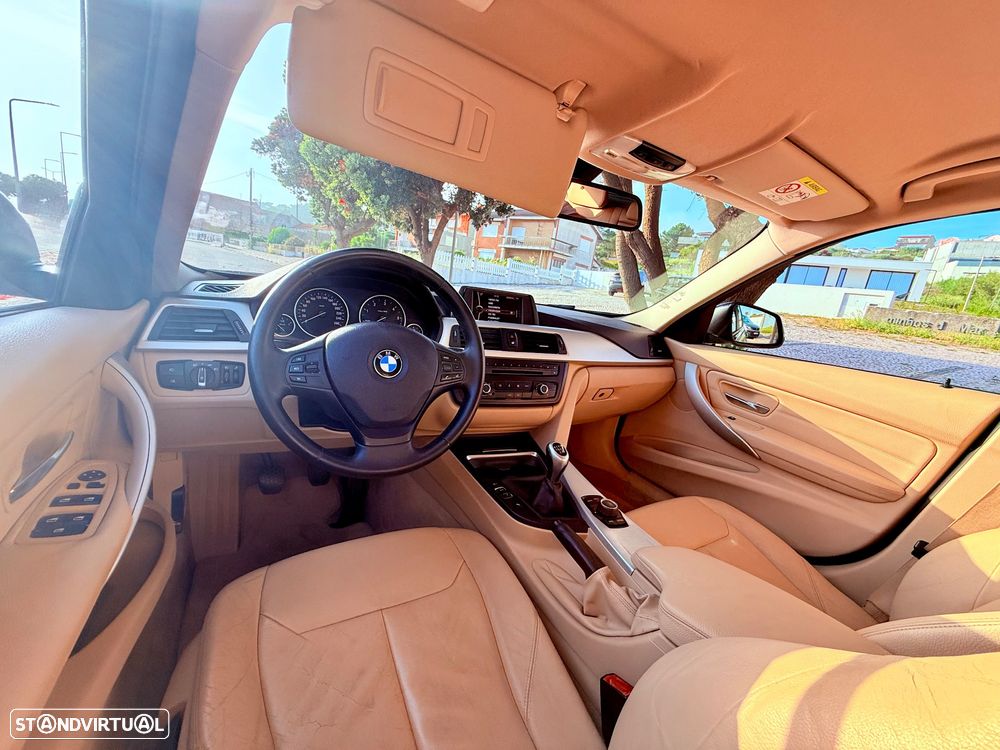 BMW 325 d Line Sport - 37