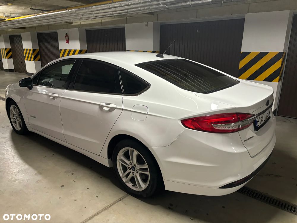 Ford Mondeo - 8