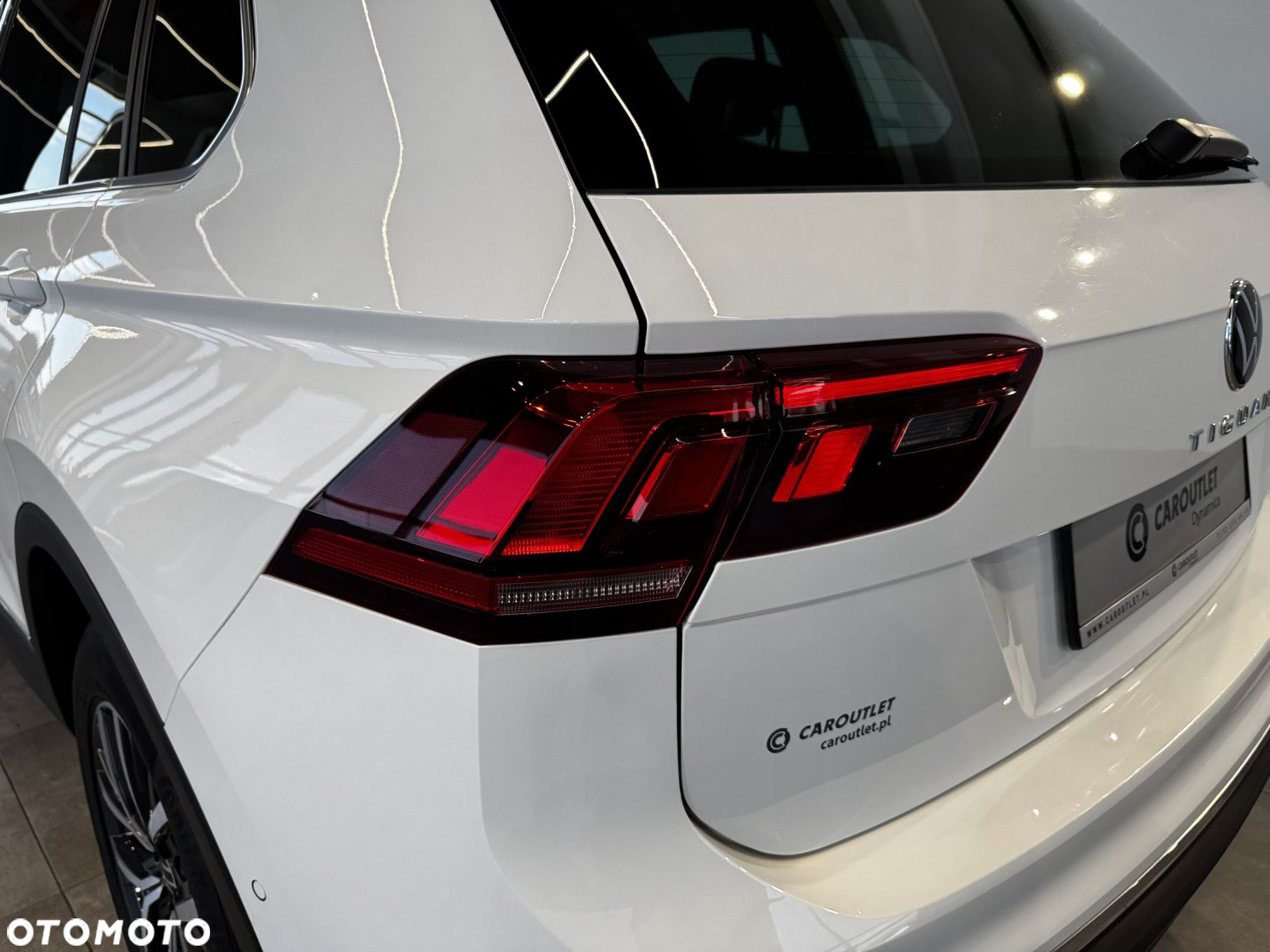Volkswagen Tiguan - 12