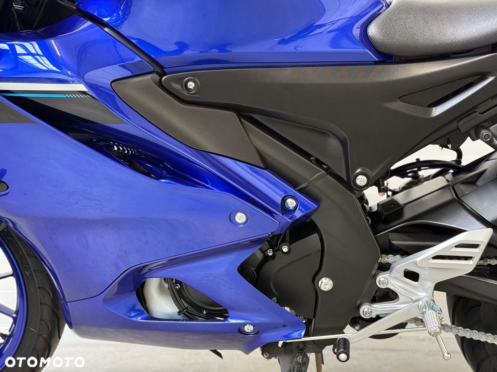 Yamaha YZF - 30