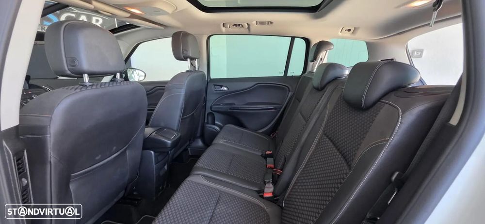 Opel Zafira 1.6 CDTi Executive - 12
