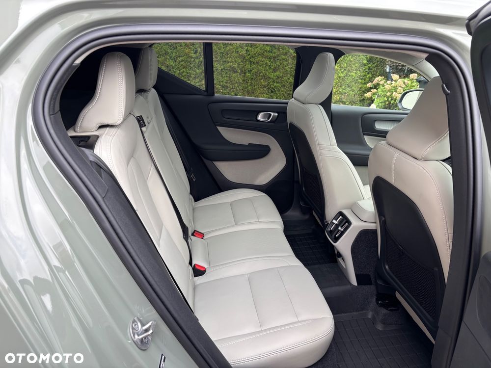 Volvo XC 40 B5 B AWD Ultimate Bright - 17