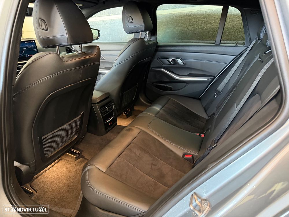 BMW 320 d Pack M Auto - 14