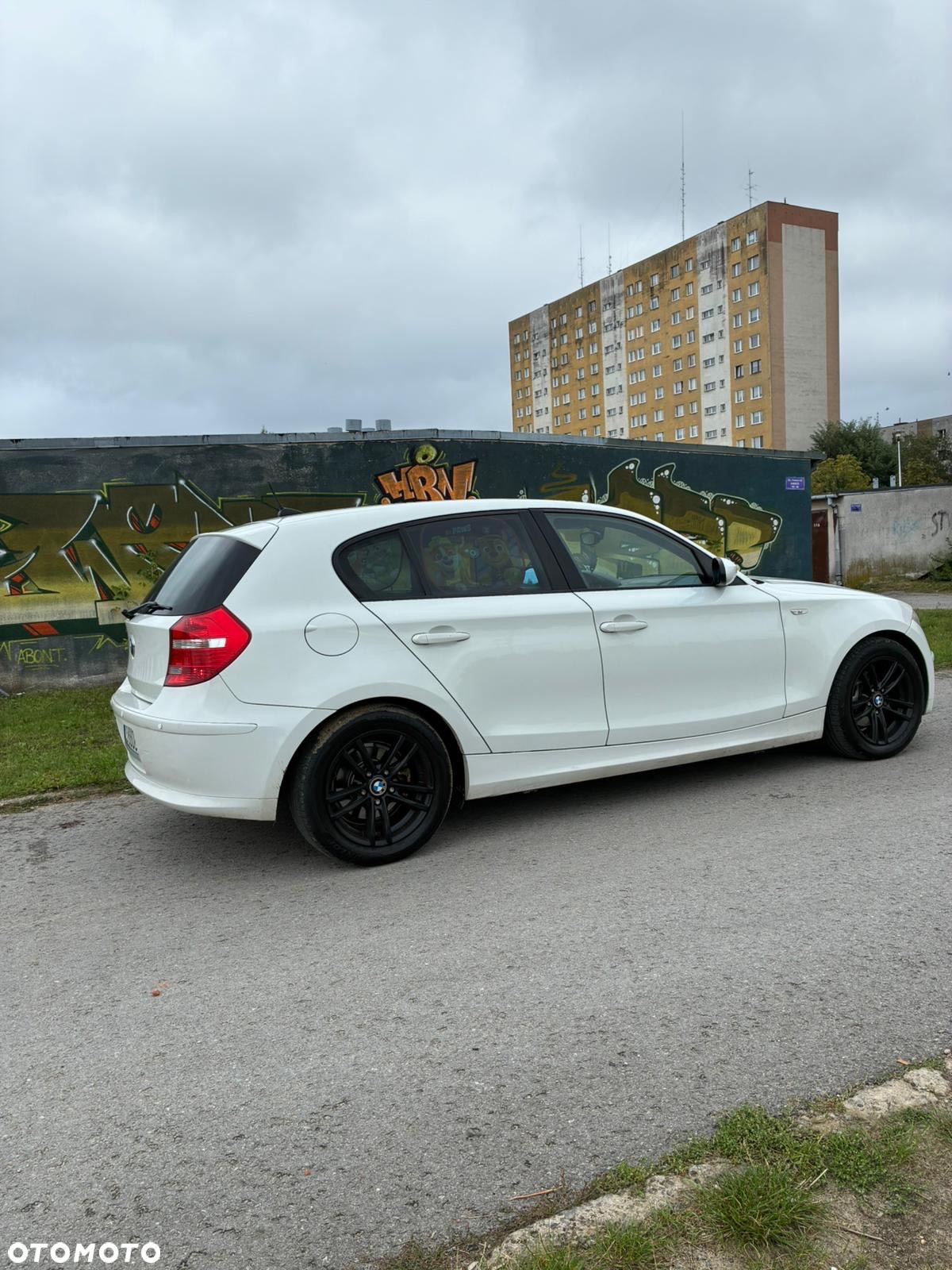 BMW Seria 1 116i - 5
