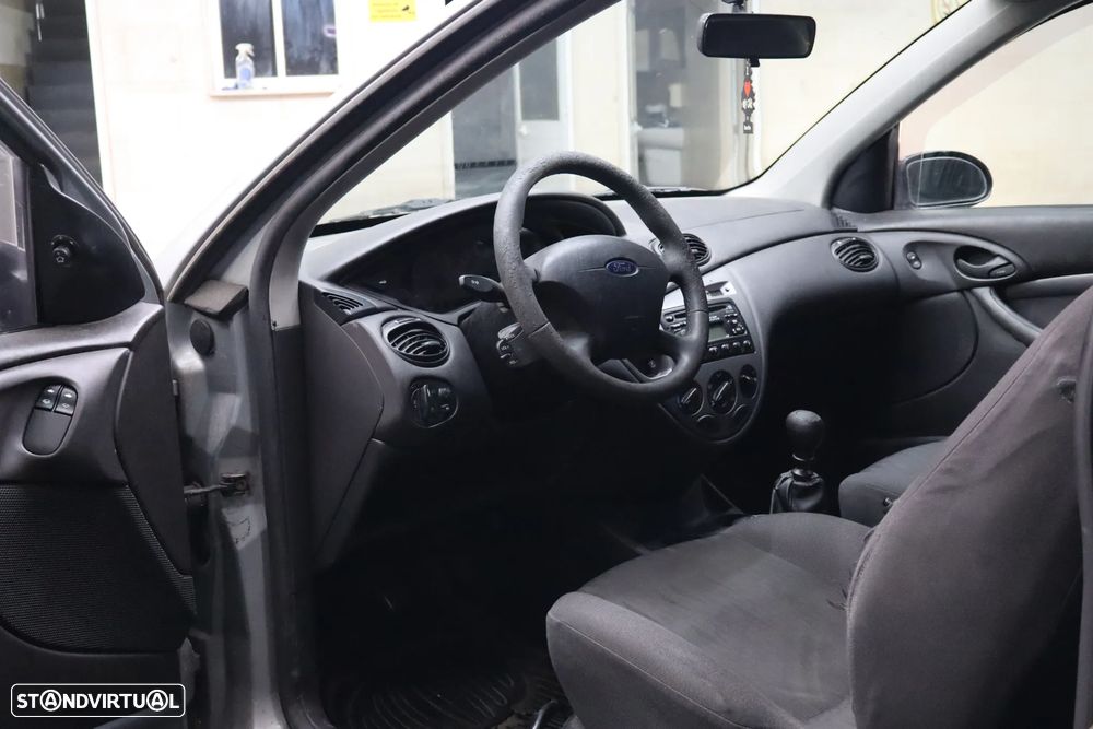 Ford Focus - 12