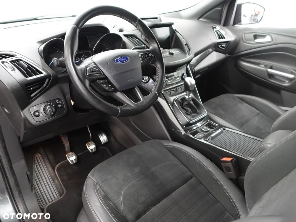 Ford Kuga 2.0 TDCi AWD ST-Line - 20