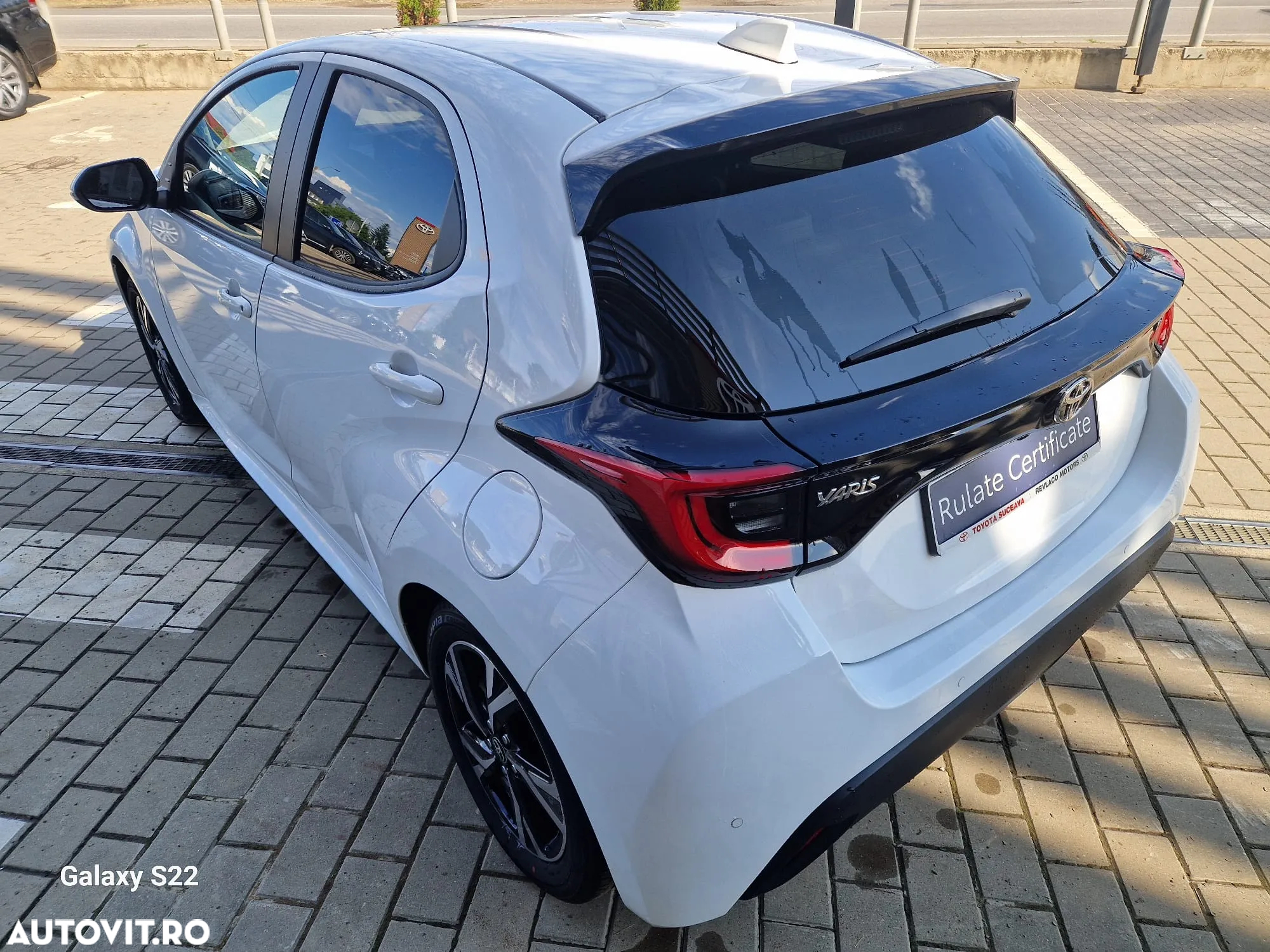 Toyota Yaris 1.5 VVT-i HSD Dynamic - 7