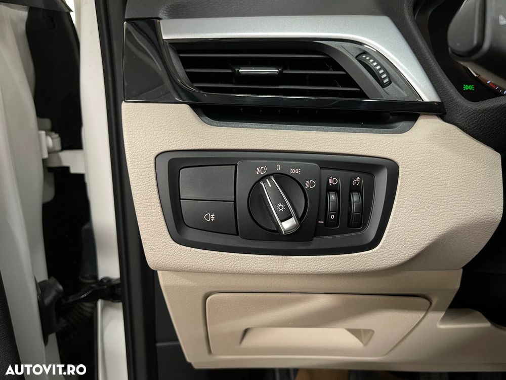 BMW X1 sDrive18i - 25