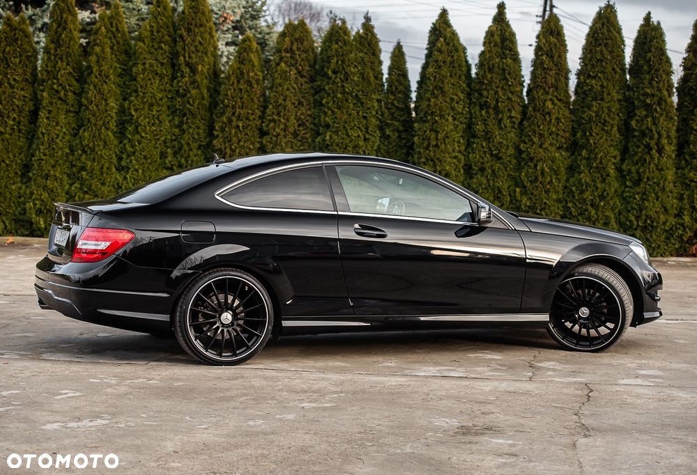 Mercedes-Benz Klasa C 200 7G-TRONIC Edition - 16